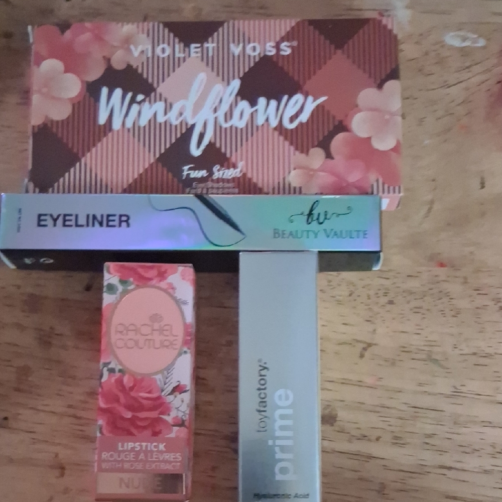 Violet Voss Windflower Fun Sized Eyeshadow Palette